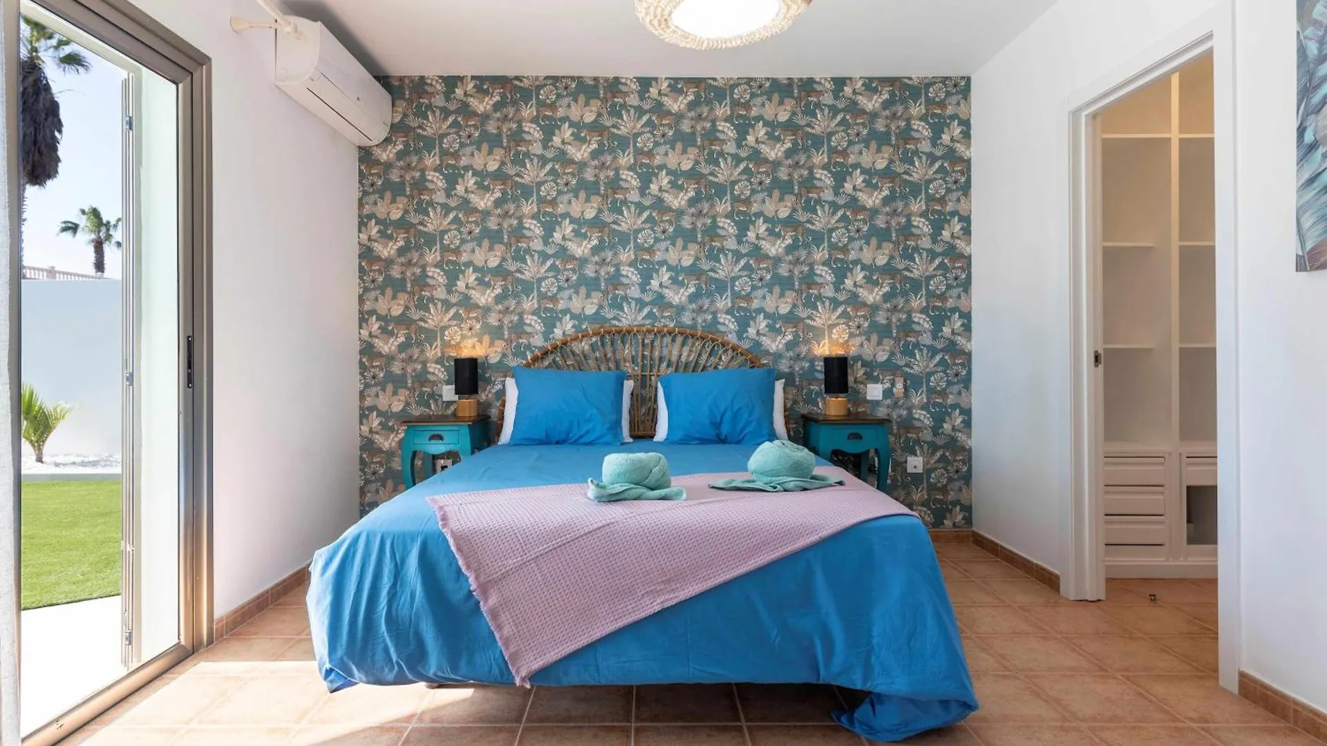 Holiday home Love And Light Mini Golf Pool Luxury Villa 7 Star La Guirra Spain